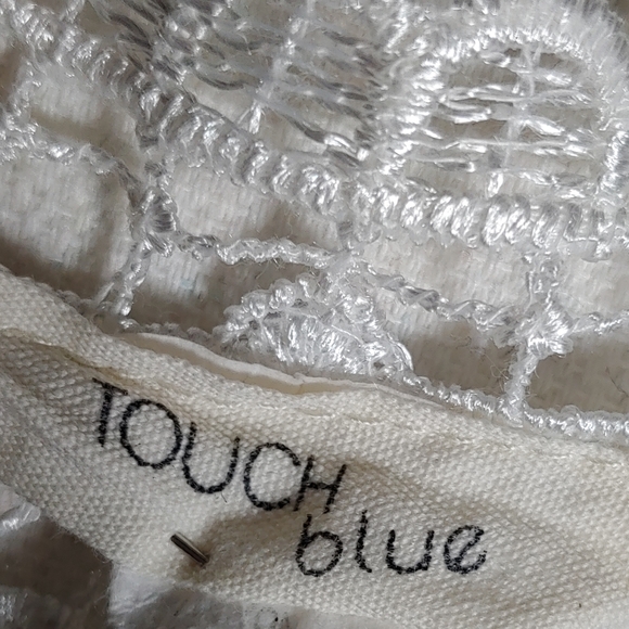 Embroidered Aztec Top - Picture 4 of 5